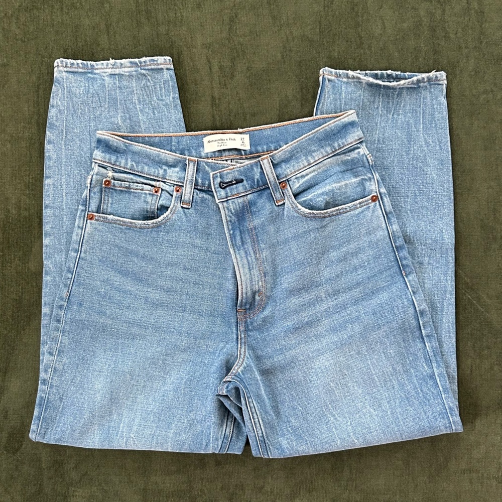 Abercrombie High Rise Mom Jeans